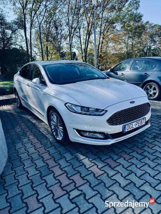 Ford mondeo vignale hybryda full Branice
