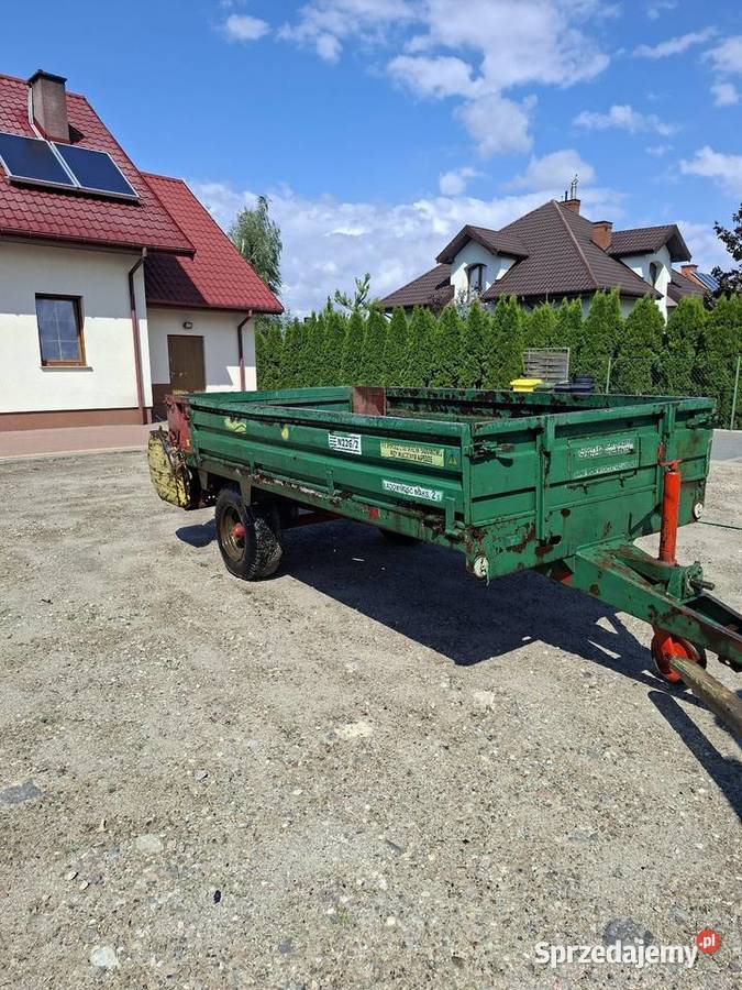 Rozrzutnik Walfarma 98r 2tony Sprawny transport sprzedam