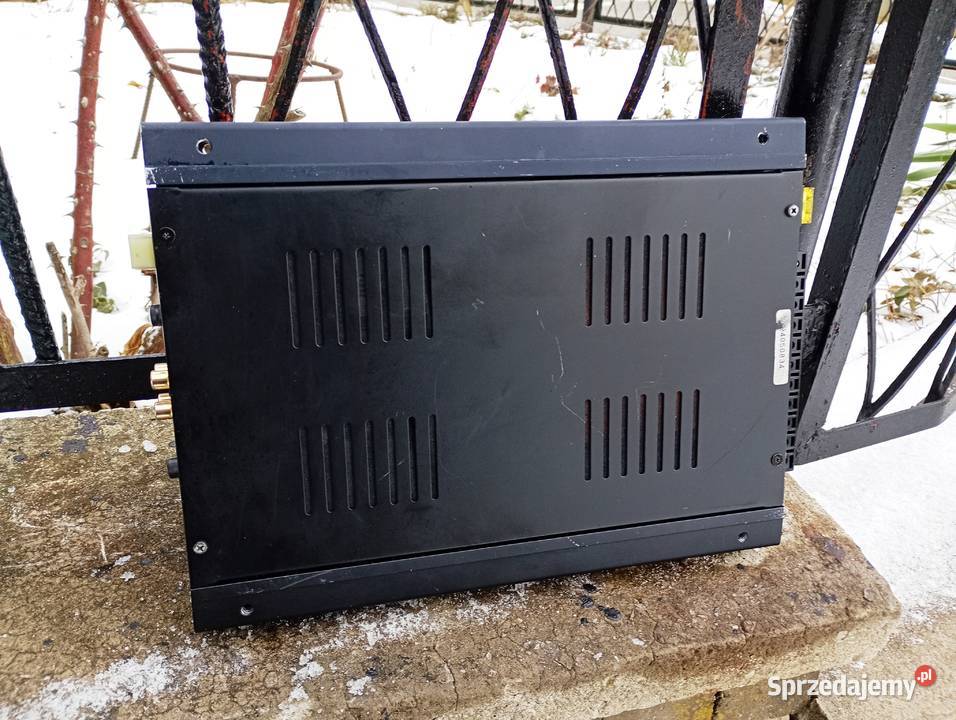 Wzmacniacz samochodowy 4 kanałowy TITAN 400 Elektronika Niegowonice