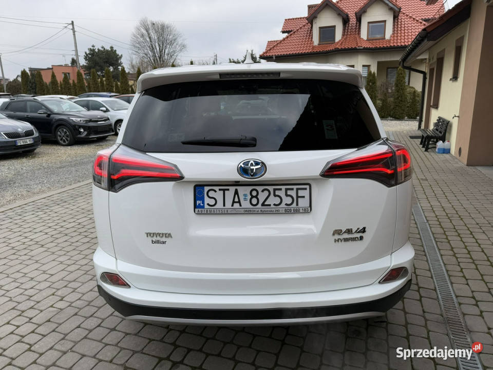 Toyota RAV4 25 Hybrid 155 Navi Klima 2xPDC nieuszkodzony Orzech