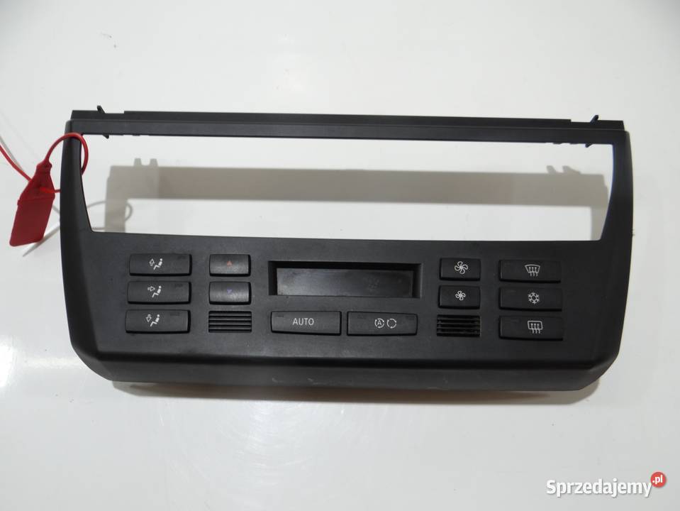 PANEL NAWIEWU KLIMATYZACJI BMW X3 E83 LCI osobowe Panele sterowania, przełączniki Strzyżewice sprzedam