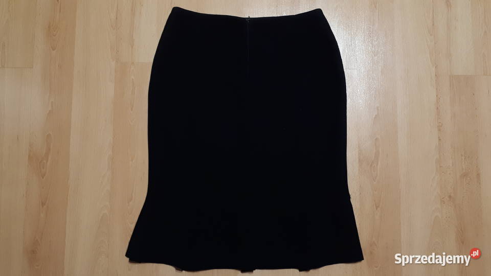Spódnica galowa czarna rozmiar 38 Bez wzoru