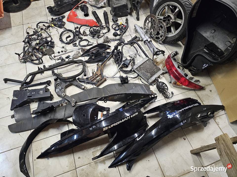 Suzuki Burgman 125 k7 części owiewki bak koło Jelenia Góra