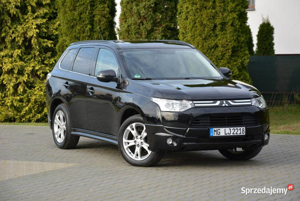 Mitsubishi Outlander 22DiD1504WD 7Foteli Xenon napęd 4x4 Ostrów Mazowiecka