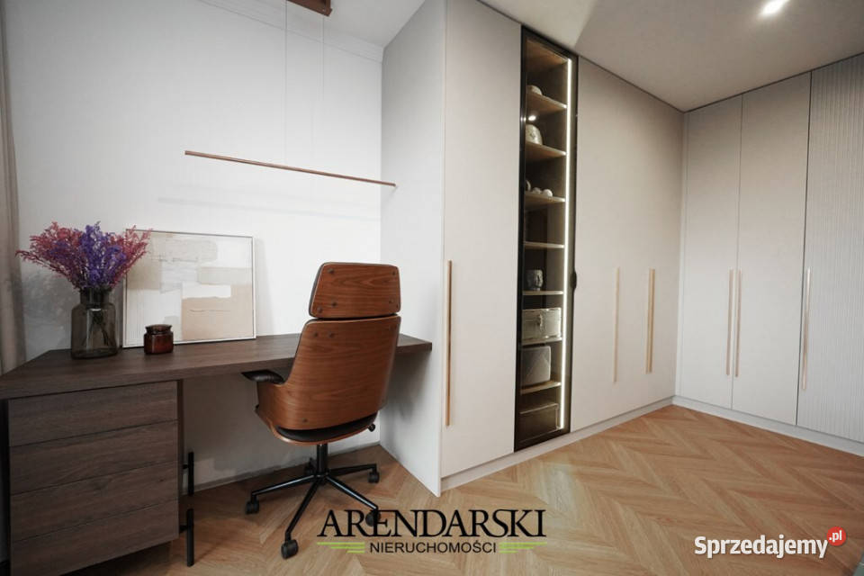 Bezczynszowy apartament w kameralnej kamieniczce Liczba pokoi 3