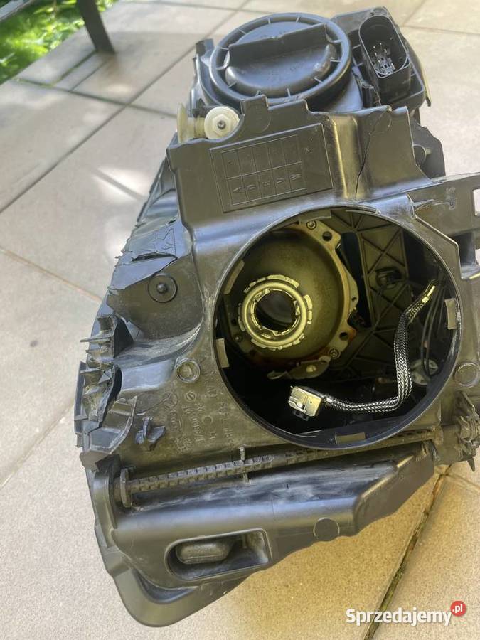 Bixenon Mercedes AW176 lewy przód