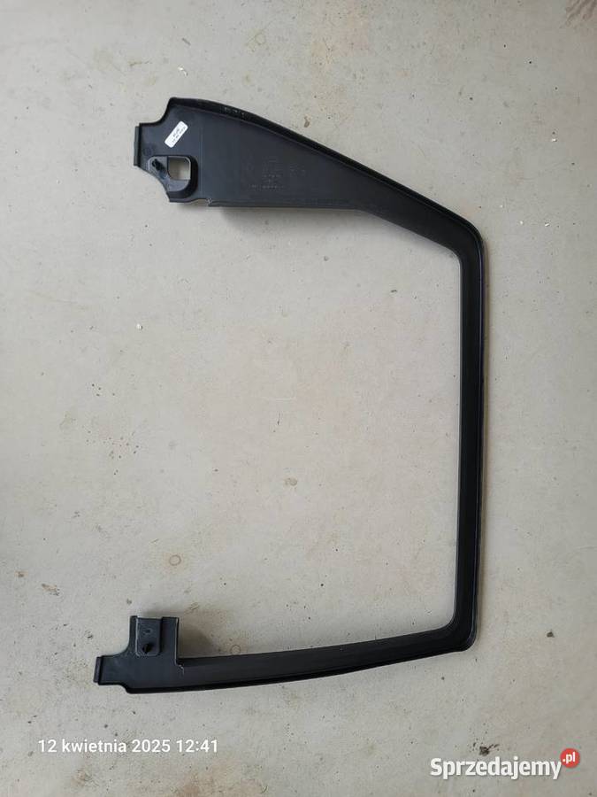 Ramka drzwi Jeep Grand Cherokee WK2