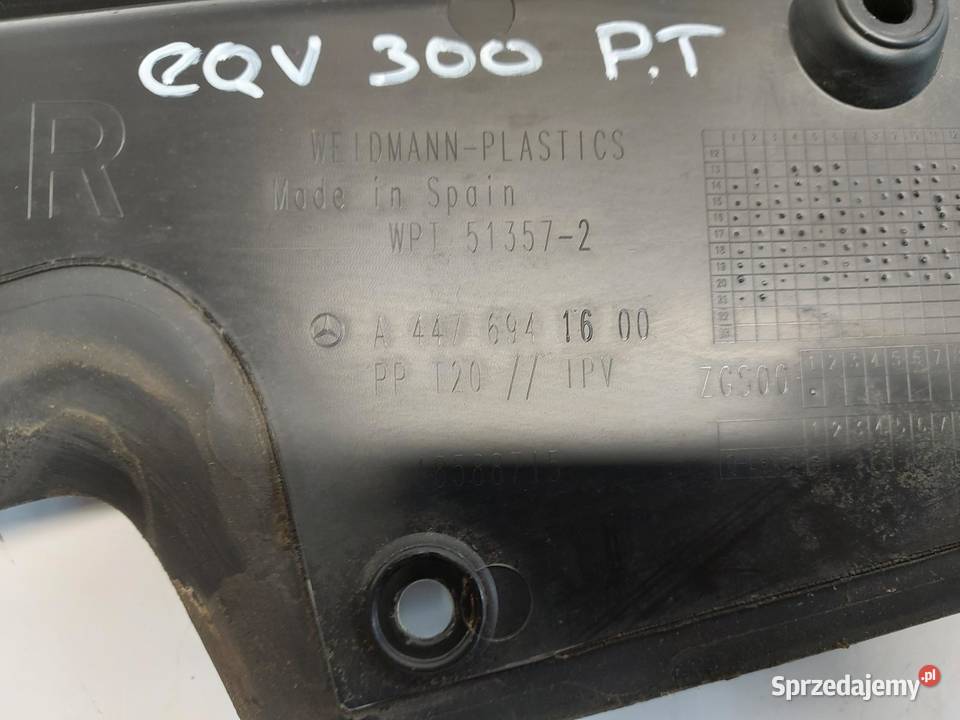 Mercedes EQV w447 Vklasa osłona plastyk słupka