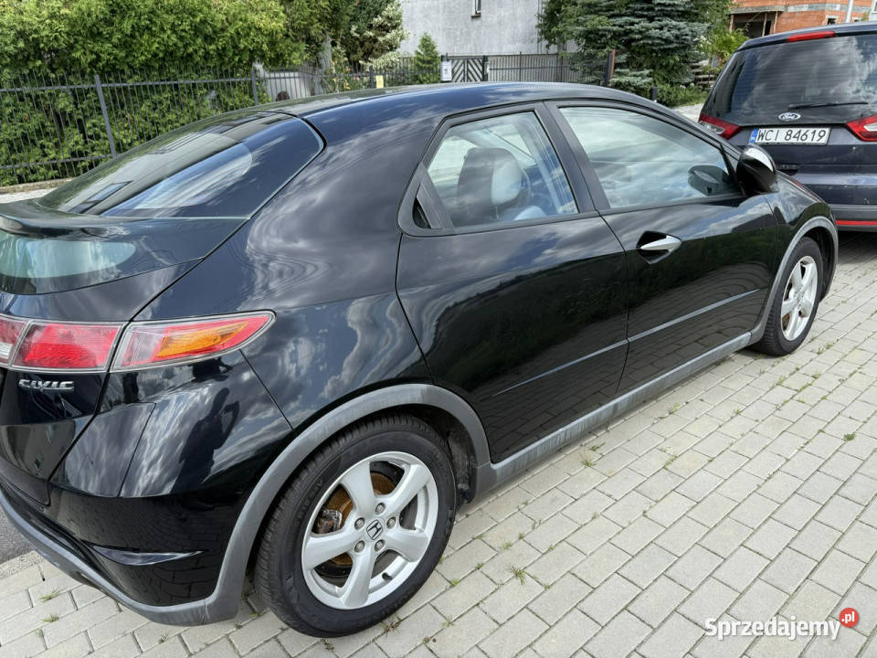 Honda Civic 18 V TEC Zadbany Bezwypadkowy tempomat