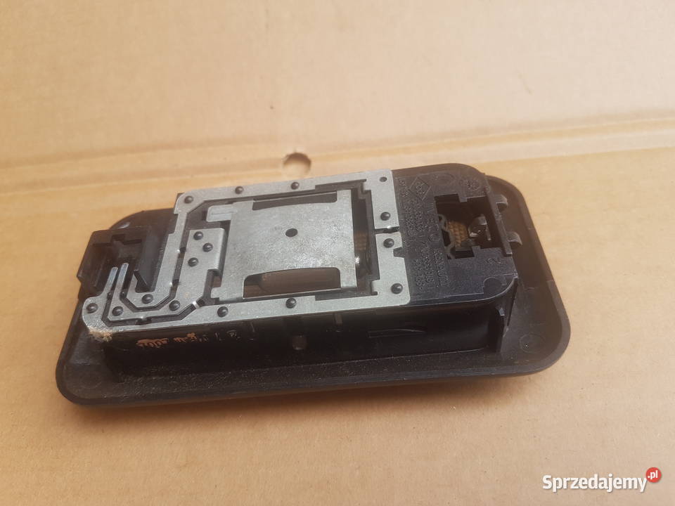 IVECO DAILY 4 0611 lampka mała podsufitki Oświetlenie dolnośląskie Legnica