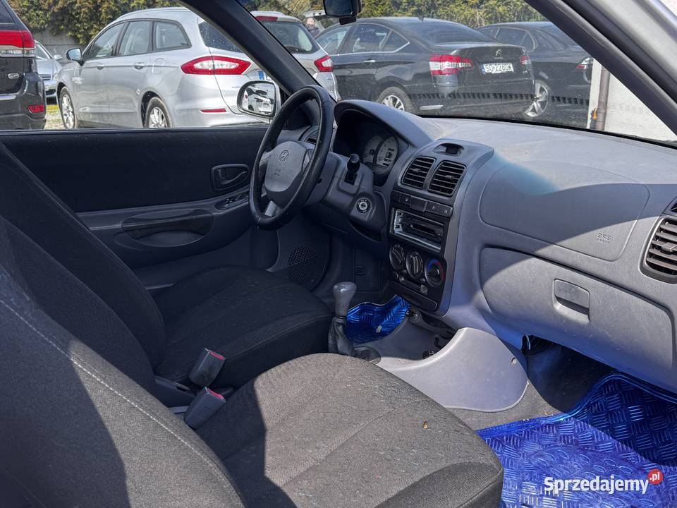 Hyundai Accent 2002r Paniówki sprzedam