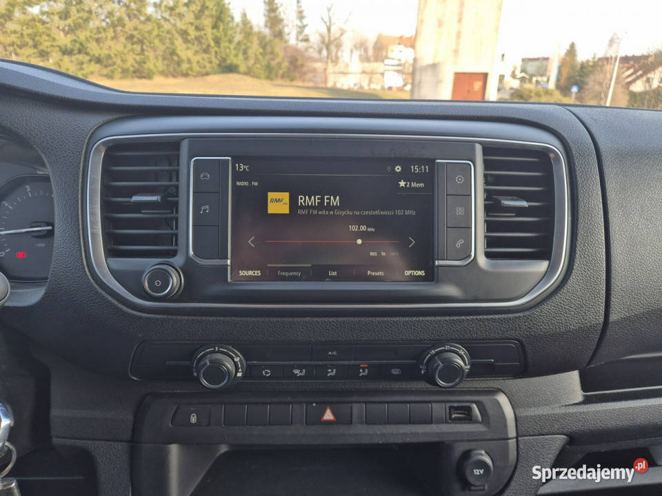 Opel Vivaro Brygadówka 20 diesel 144 centralny zamek Giżycko