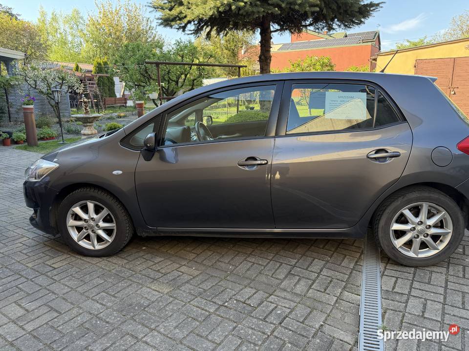 Toyota Auris 16 vvti 124 LPG łódzkie Kutno sprzedam