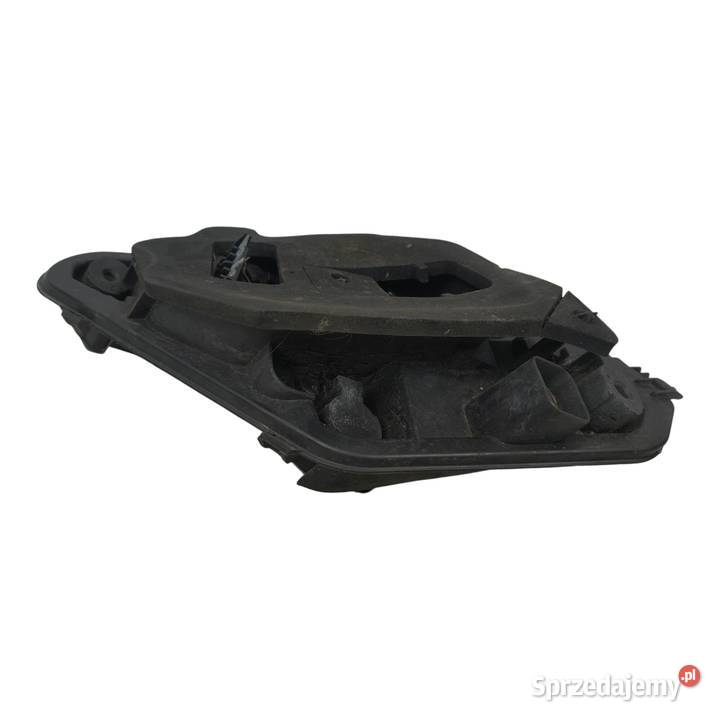 WKŁAD TYLNEJ LAMPY PRAWY Opel Astra H HTB osobowe Chełm