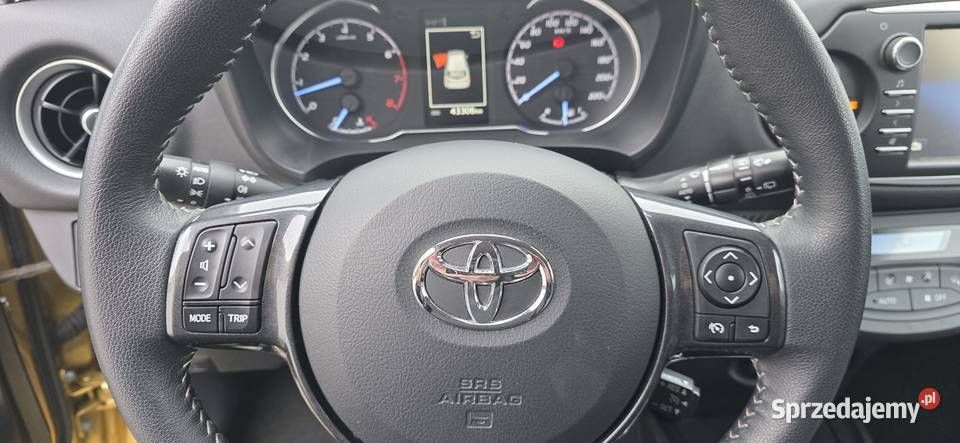 Toyota Yaris 15111 43tkm y20 20th Anniversary lakier metallic małopolskie Jaśkowice