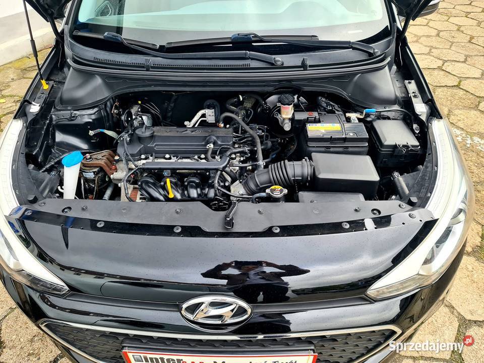 Hyundai i20 czarny