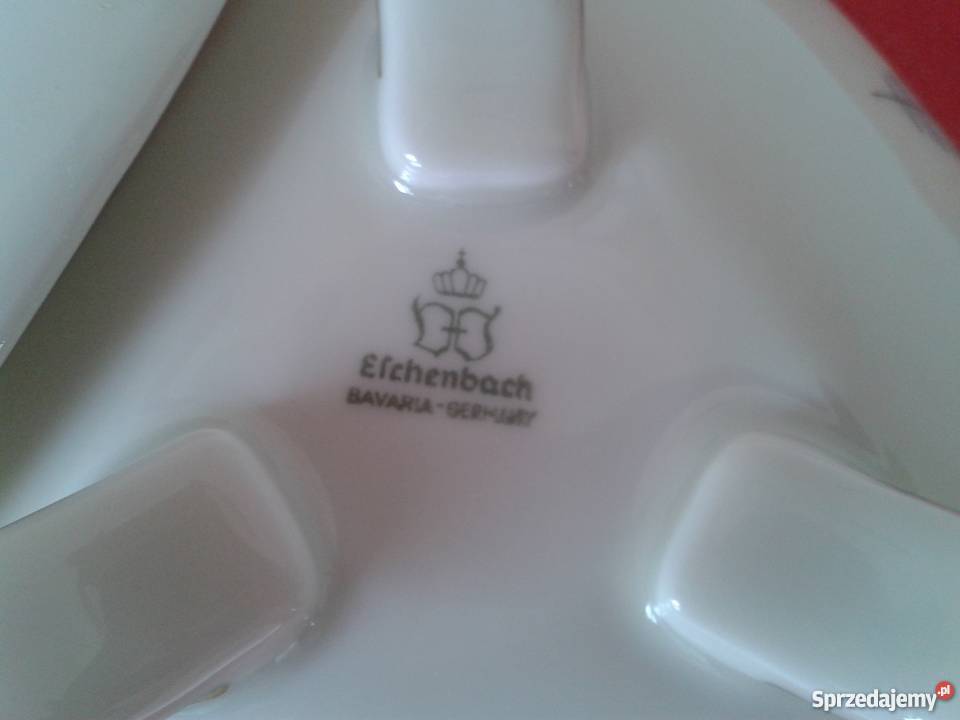 Bomboniera cukiernicaporcelana Efchenbach Ropa