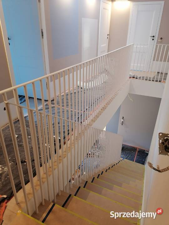 Balustrada balustrady harfa Brama przęsła Warszawa usługi budowlane