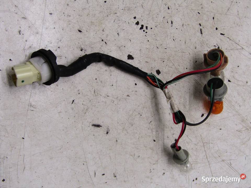 WIĄZKA INSTALACJA OPRAWKI ŻARÓWEK LAMPY TYŁ