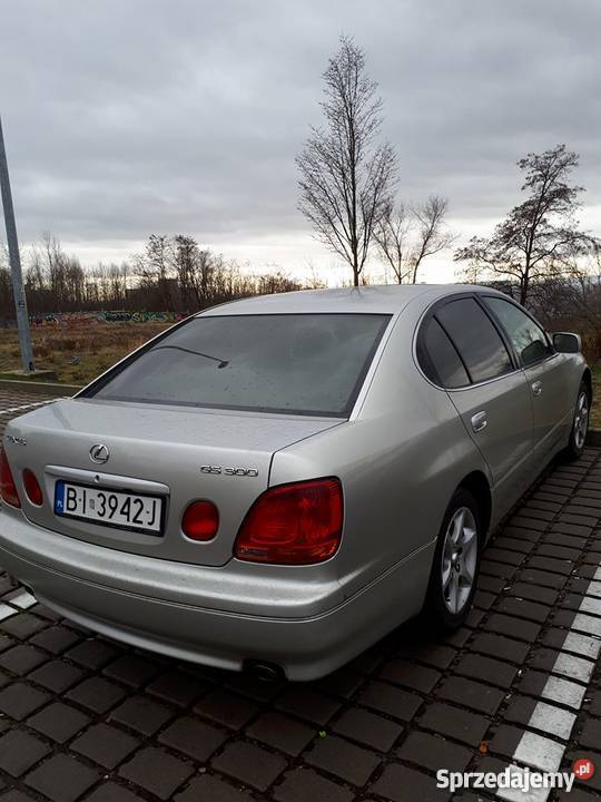 Lexus GS 300 z gazem światła przeciwmgielne Seria GS Białystok