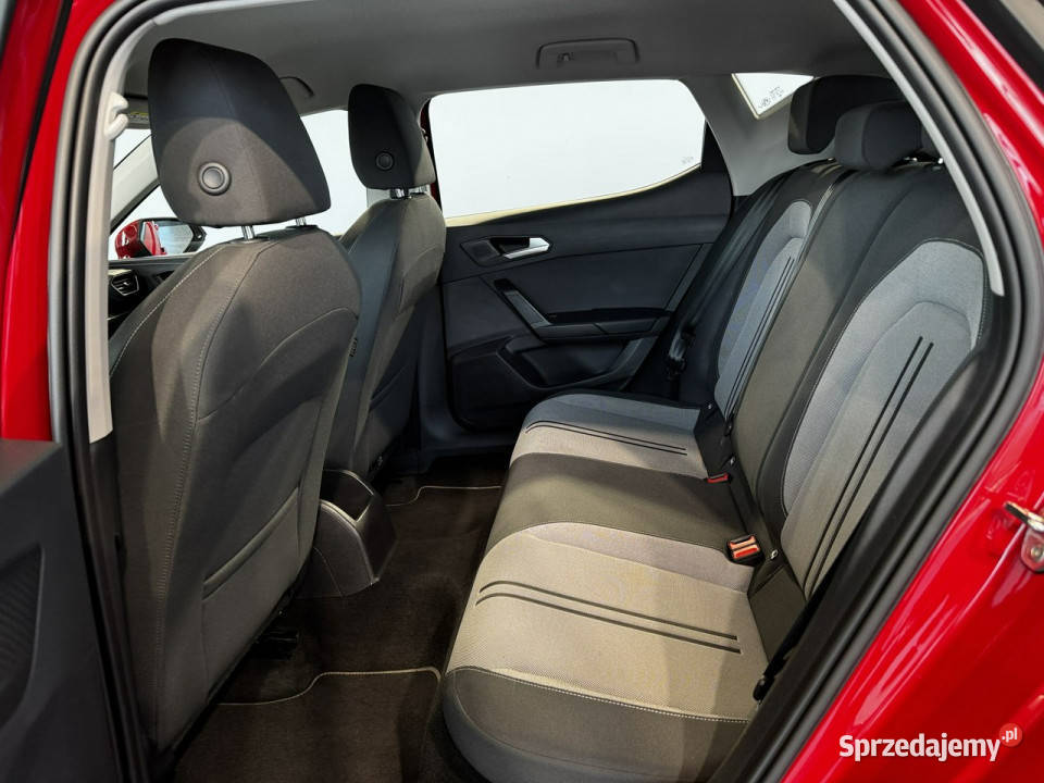 Seat Leon Style 15TSI 130 M6 2021 r salon I małopolskie