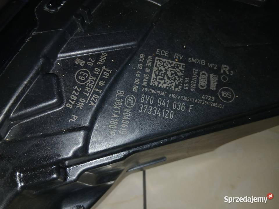 Audi A3 8Y Lampa przednia 8Y0941036F Oryginalna Warszawa sprzedam