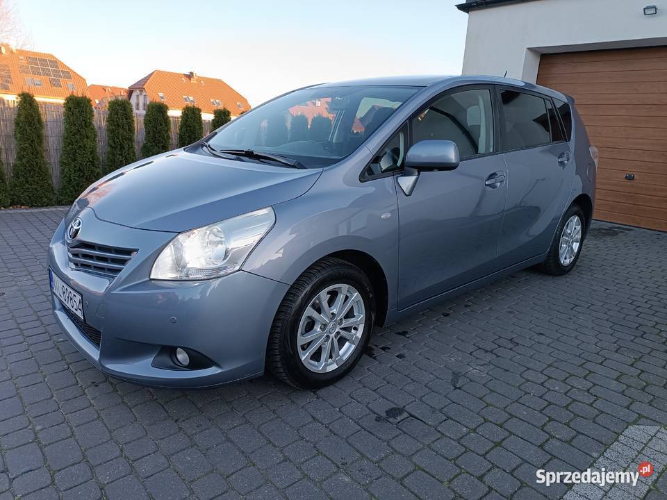 Toyota Verso 18 benz 7 osób Iława sprzedam