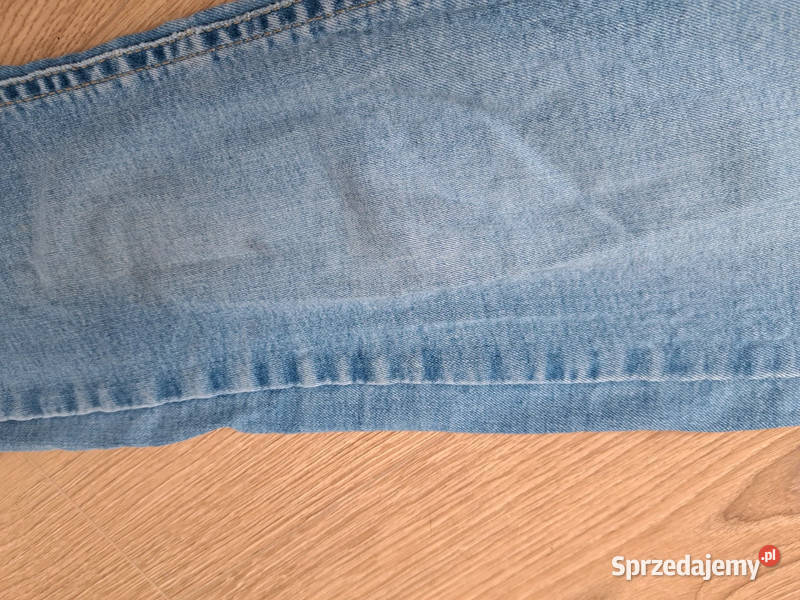 Jeansy skinny Bershka jasnoniebieskie rozmiar 34 pomorskie Trąbki Wielkie