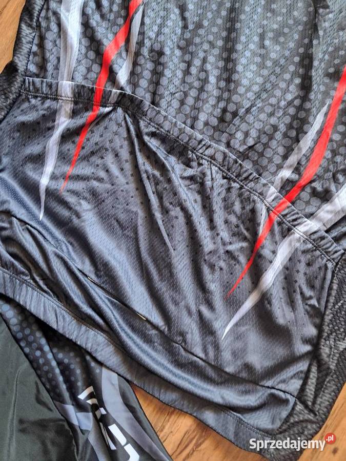 nowy strój na rower rozmiar z metki 2XL ale to