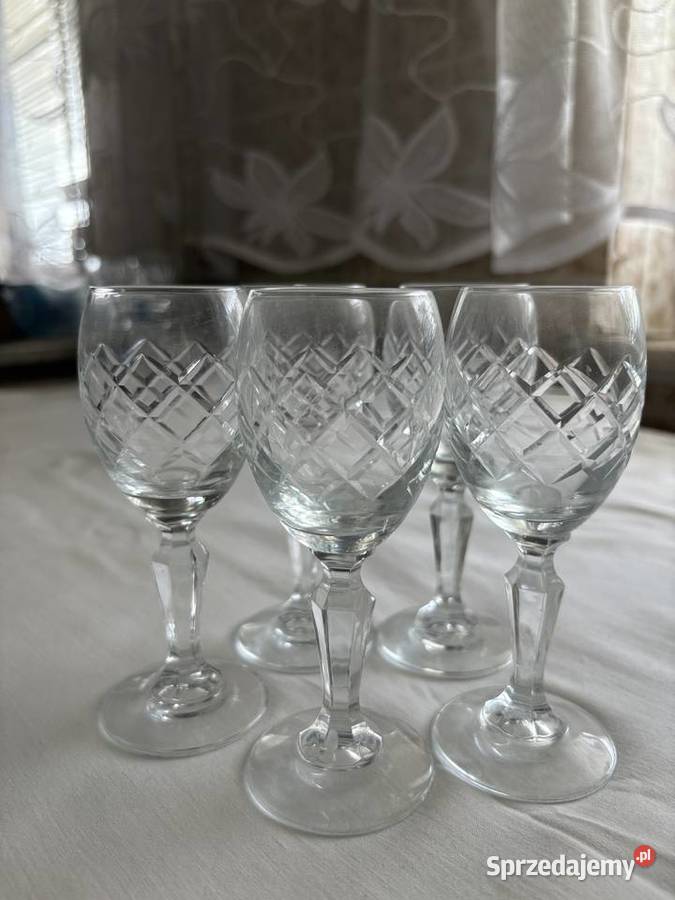 Zestaw pięciu szklanych kieliszków kryształowych Porcelana i szkło Rzeszów