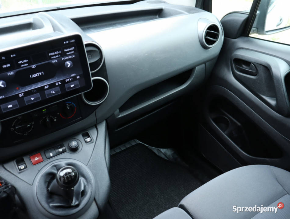 Peugeot Partner 16 16V elektryczne szyby Piaseczno sprzedam