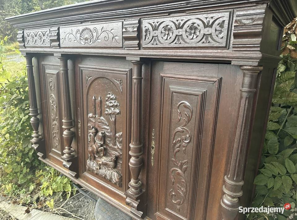 Stary drewniany rzeźbiony kredens do małej dolnośląskie Długopole-Zdrój