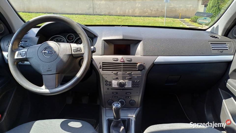 Opel Astra H 18 140 Ostrowiec Świętokrzyski