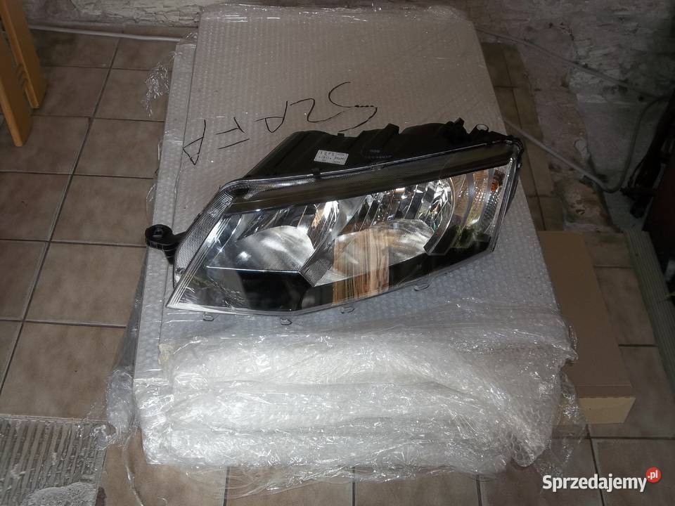 skoda octawiaIII octawia 3 reflektor lampa lewa świętokrzyskie Jędrzejów