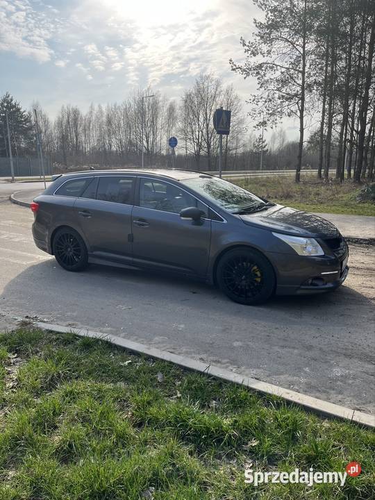 Toyota Avensis nieuszkodzony Mińsk Mazowiecki
