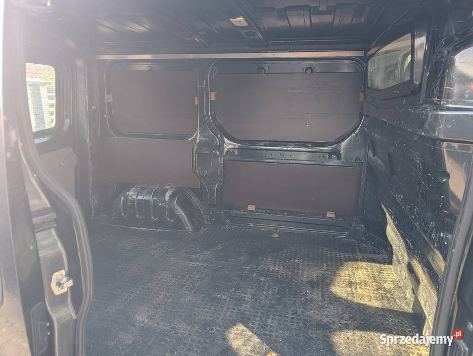 Opel Vivaro 20 CDTI Long 2012 198 000 Bogate manualna