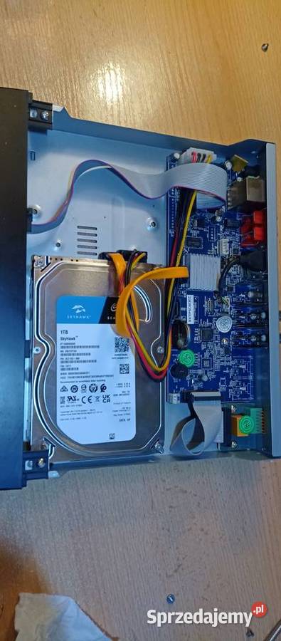 REJESTRATOR 4 kamery AHD cvbs CVI ip TVI 4MPX Kalisz