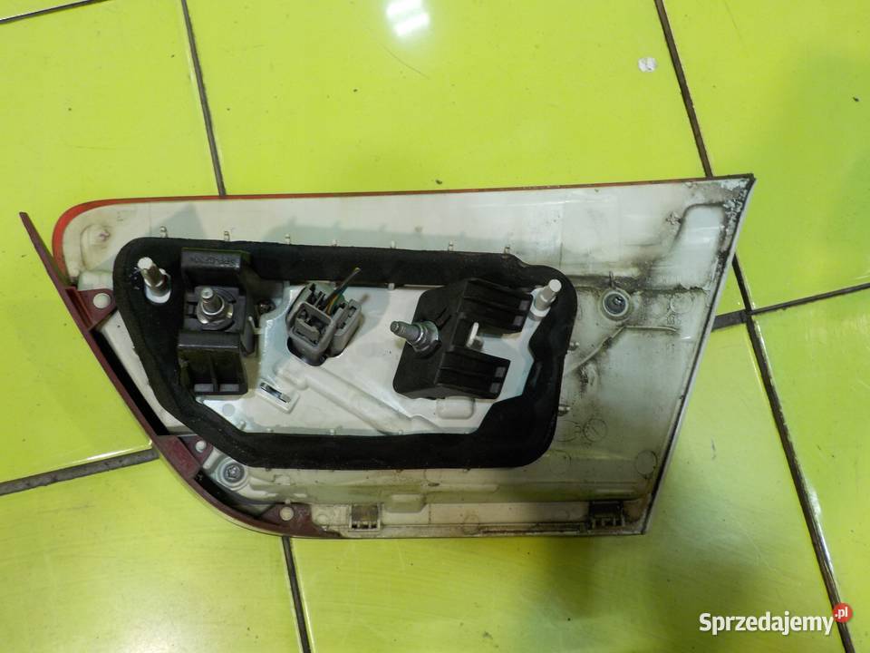 JAGUAR XE 20 D 16r SEDAN 4D lampa lewa tyl w mazowieckie Suków