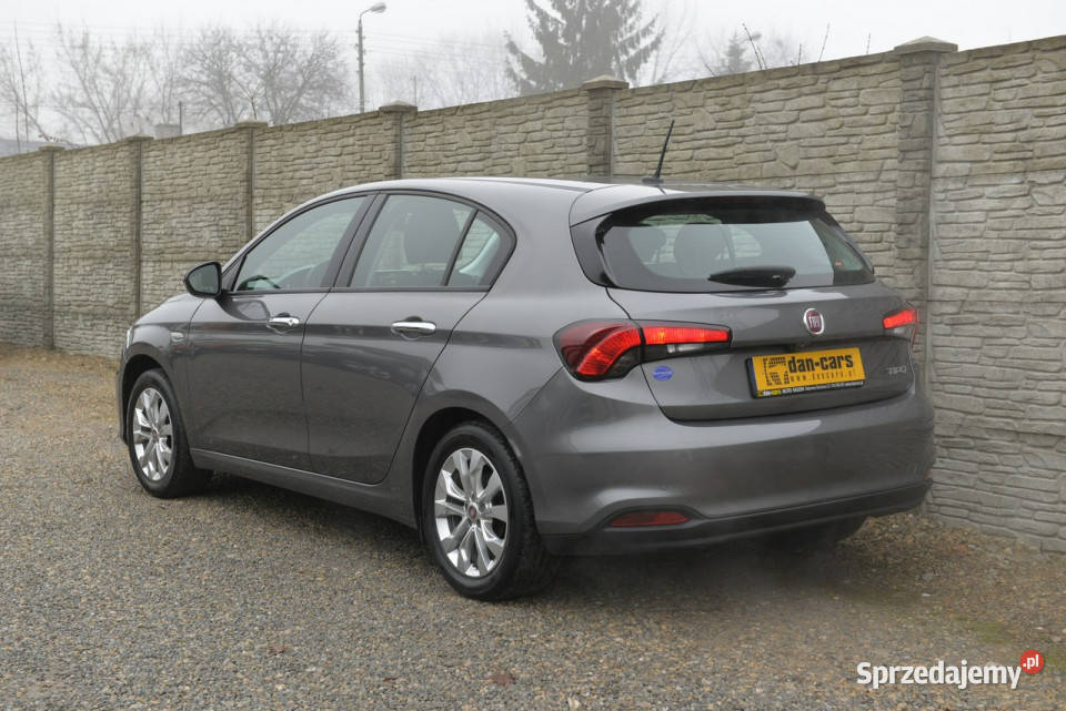 Fiat Tipo 14 95 hatchback LED Navi Kamera nawigacja