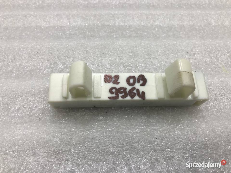 WZMACNIACZ ANTENOWY 285906352R DACIA DUSTER II wielkopolskie
