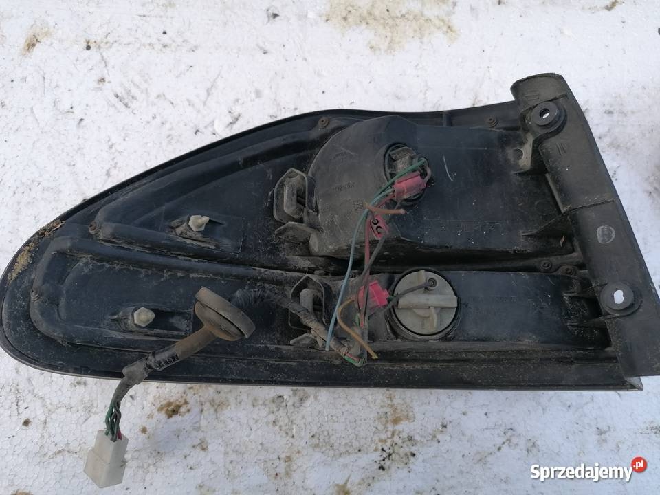Lampa Prawy Tylnia Mazda 626 Pozostałe sprzedam