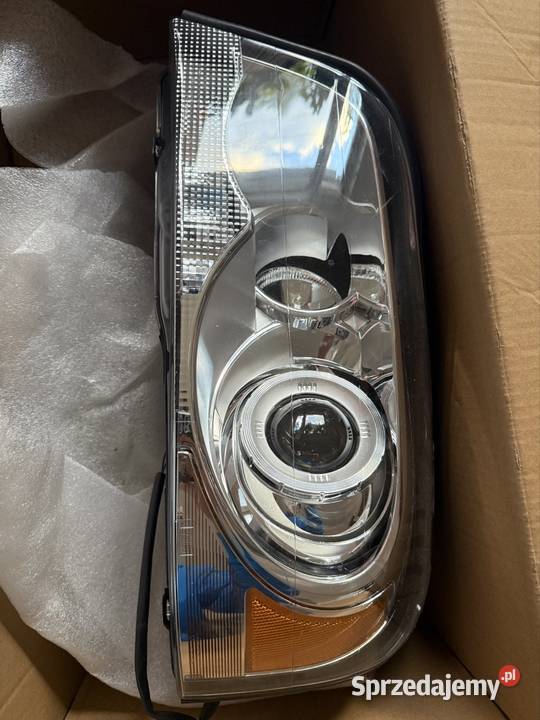 Lampa Volvo Xc 90 bixenon Rumia