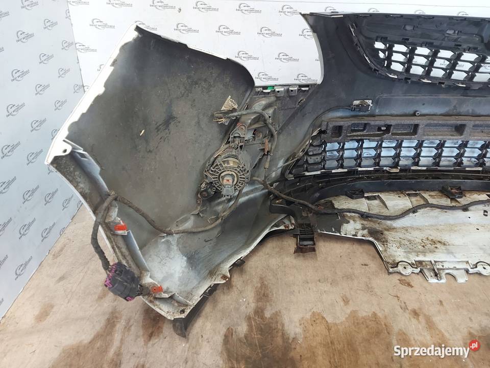 OPEL ZAFIRA TOURER C 13r Zderzak przód przedni