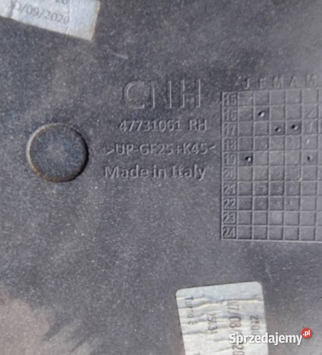 holland CNH ciagnik panel boczny pod maske łódzkie Łowicz