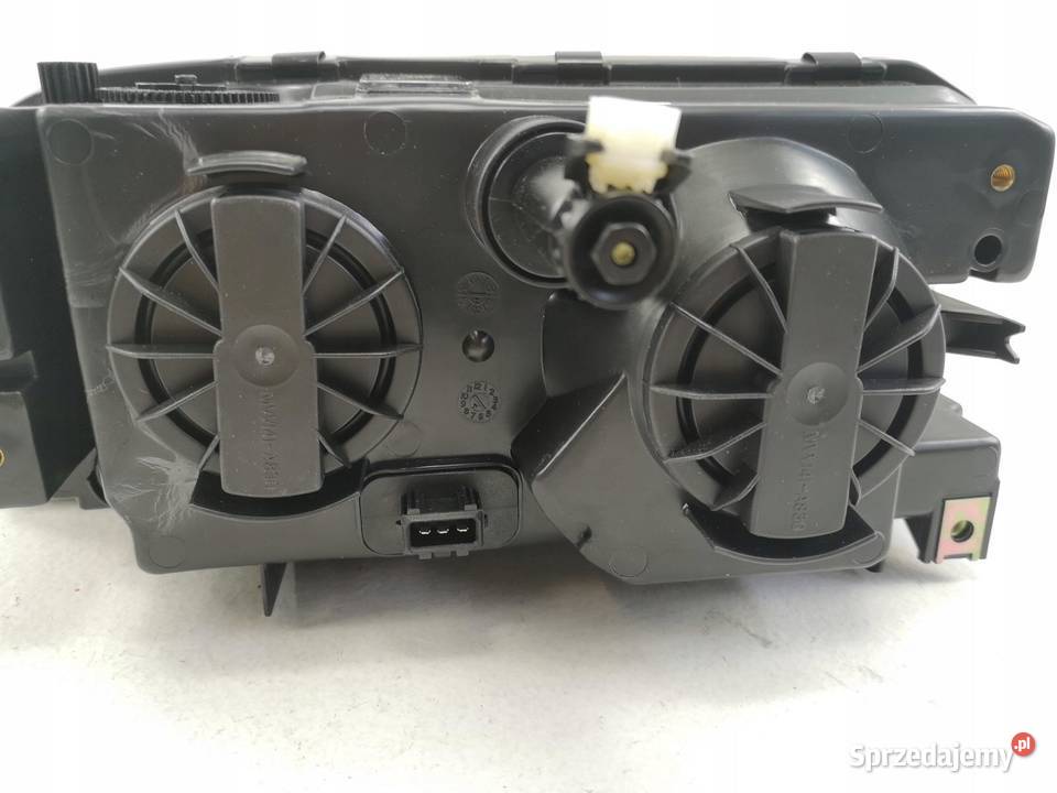 LAMPA PRAWY PRZÓD VOLVO 850 9497