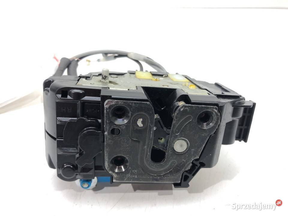 ZAMEK DRZWI PRAWY TYŁ HYUNDAI i20 Hatchback