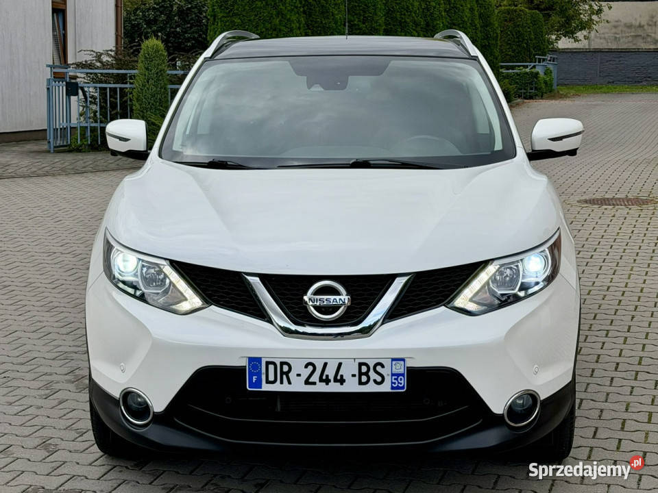 Nissan Qashqai 12i 115 Navi Kamery Panorama Nowy światła LED Zwoleń