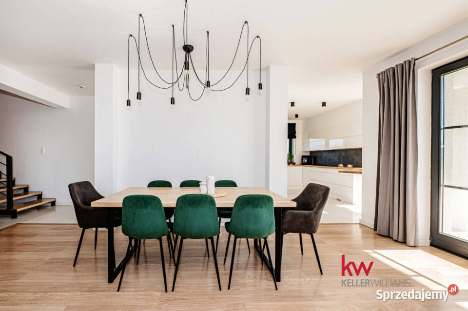 Dom wolnostojący 300m2 Mrowino wolnostojący