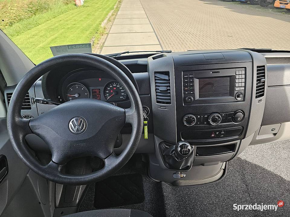 Volkswagen CRAFTER 35 20 blaszak 4x2 2016