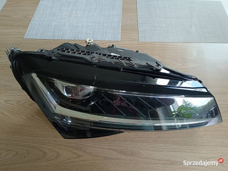 Skoda Superb III lampa prawa przód 3V1941016D prawe Lampy przednie Oświetlenie Kraków